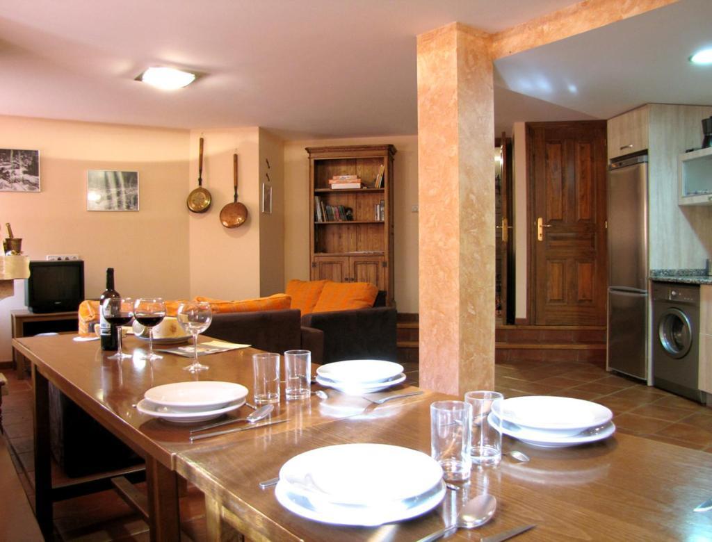 Casa Rural Urandi I Burgui Екстериор снимка